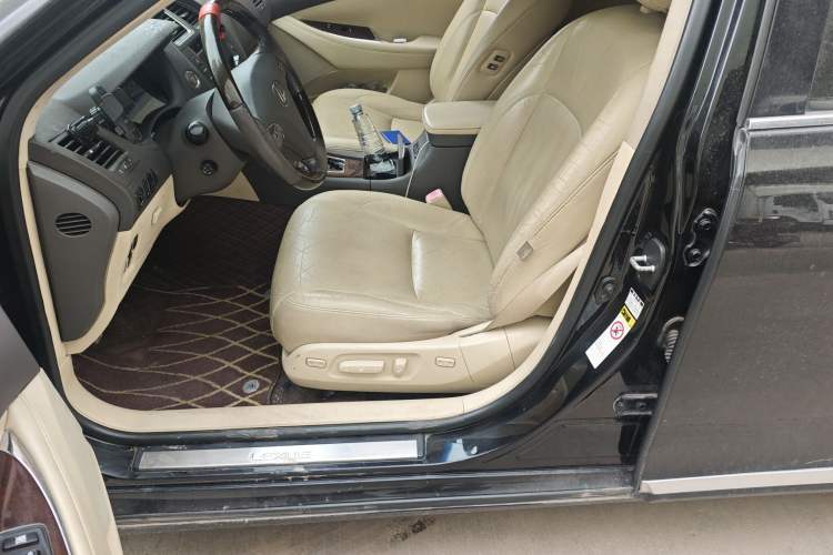 Used Lexus ES 2010 240 Luxury Edition Left Front Seat