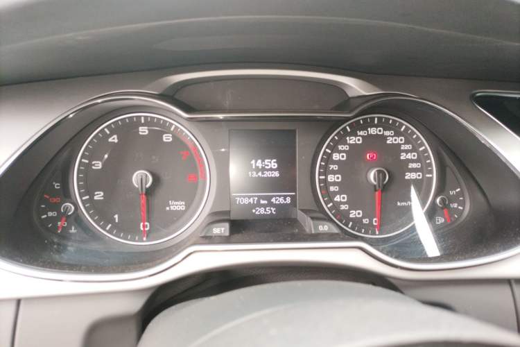 Used Audi A4L 2016 35 TFSI Collector's Edition Automatic Standard Model Instrument Cluster