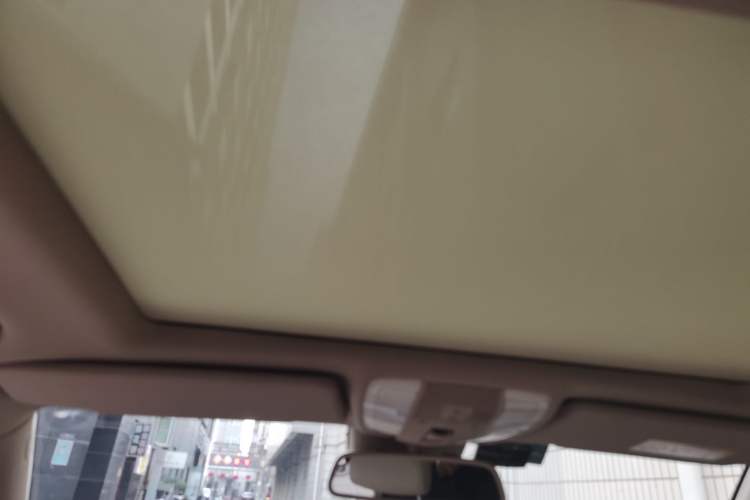 Used Mercedes-Benz GLK-Class 2015 GLK 260 4MATIC Fashion Edition Ultimate Version
