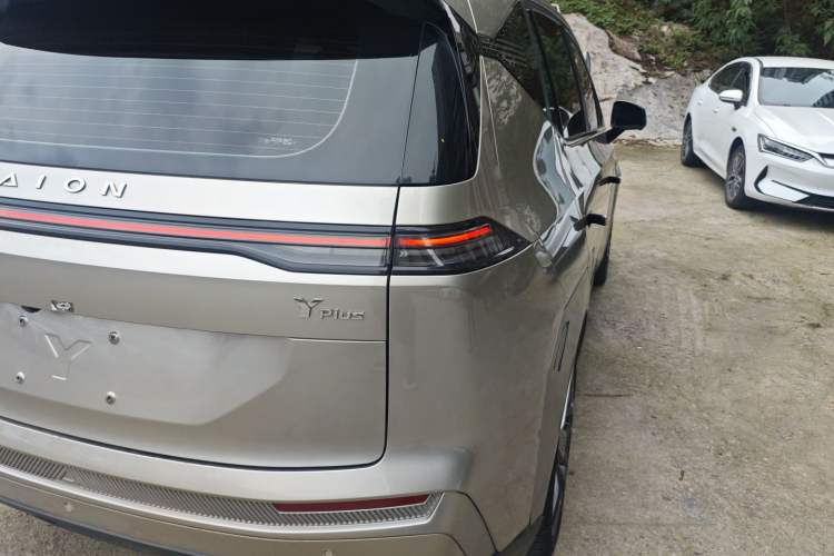Used AION Y 2022 Plus 70 Tech Edition Exterior 3