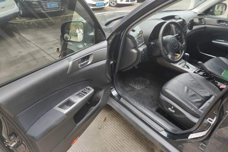 Used Subaru Forester 2012 Classic 2.5XS Automatic Sport Edition Driver Seat