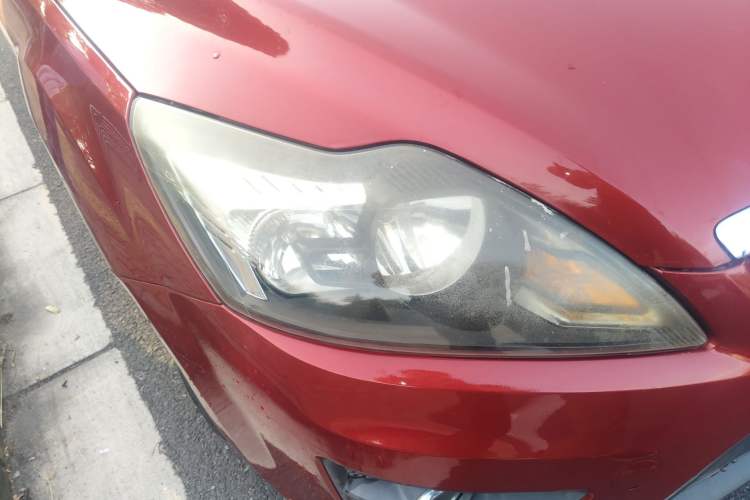 Used Ford Focus 2011 Hatchback 1.8L Automatic Fashion Edition