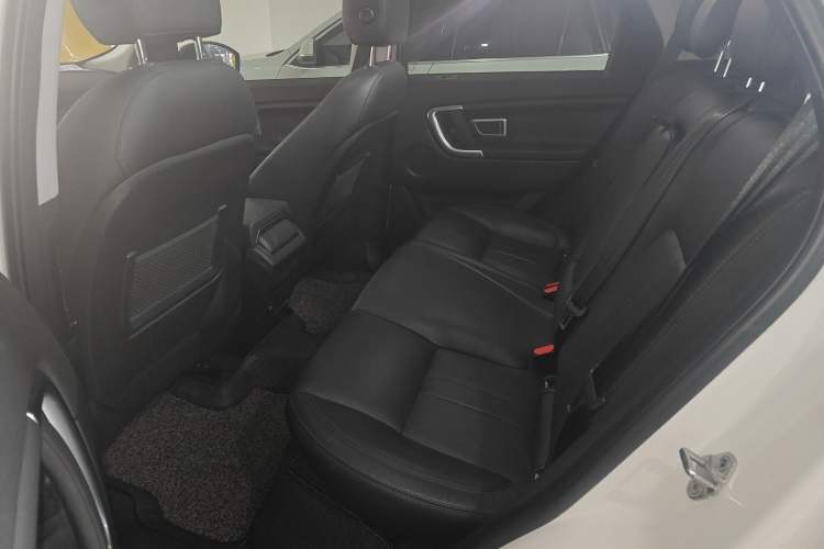 Used Land Rover Discovery Sport 2018 240 PS SE Version
