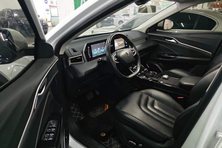 Used NETA U 2022 Pro 400 Comfort Edition