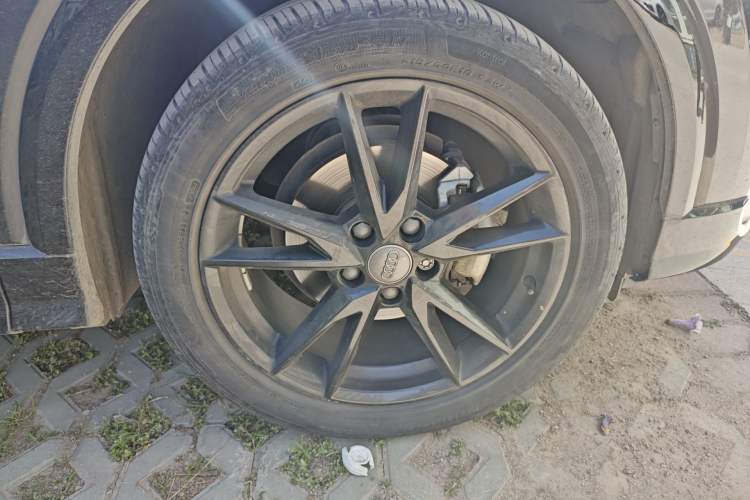 Used Audi Q2L 2021 35 TFSI Progressive Dynamic Edition
