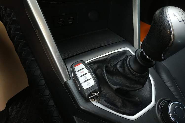 Used Great Wall Poer 2021 2.0T Commercial Version Manual Diesel 4x4 Elite Long-Box GW4D20M
