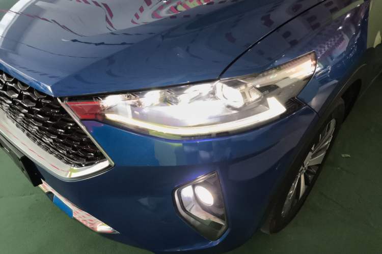 Used Haval F7x 2019 2.0T Two-Wheel Drive Smart & Stylish Play Edition