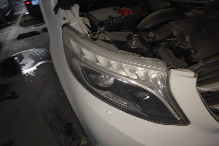 Used Mercedes-Benz V-Class 2016 V 260 Avantgarde Edition