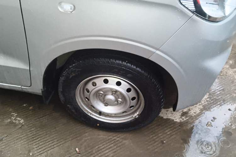 Used Wuling Hongguang V 2022 1.5L Jingqu Edition Electric-Assist LAR