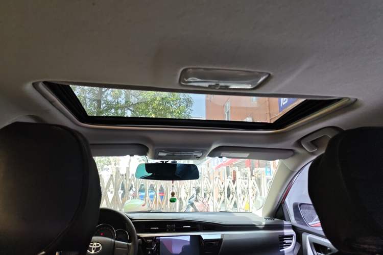 Used Toyota Levin 2015 1.6G CVT Orange Limited Edition Headliner