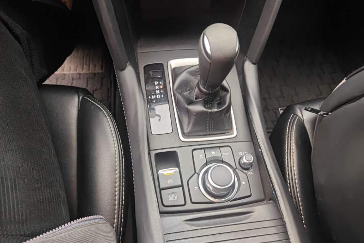 Used Mazda CX-4 2021 2.0L Automatic Two-Wheel Drive Blue Sky Dynamic Edition