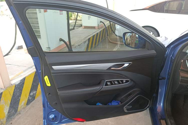 Used Geely Auto Emgrand GT New Energy 2018 1.5T PHEV Yao Ling Edition
