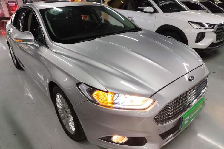 Used Ford Mondeo 2013 2.0L GTDi 200 Fashion Edition
