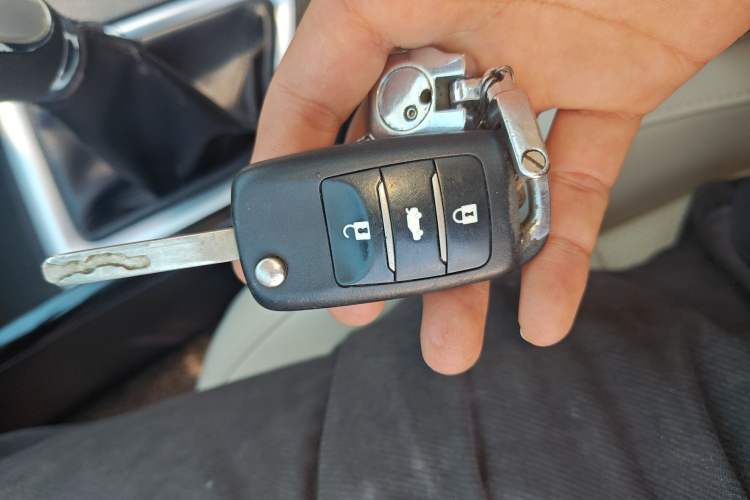 Used CHANGAN Alsvin V7 2016 1.6L Manual Enjoyment Model China V Standard