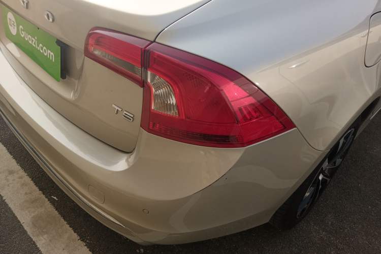 Used Volvo S60 2019 S60L Facelift T5 Intelligent Advanced Edition Exterior 3