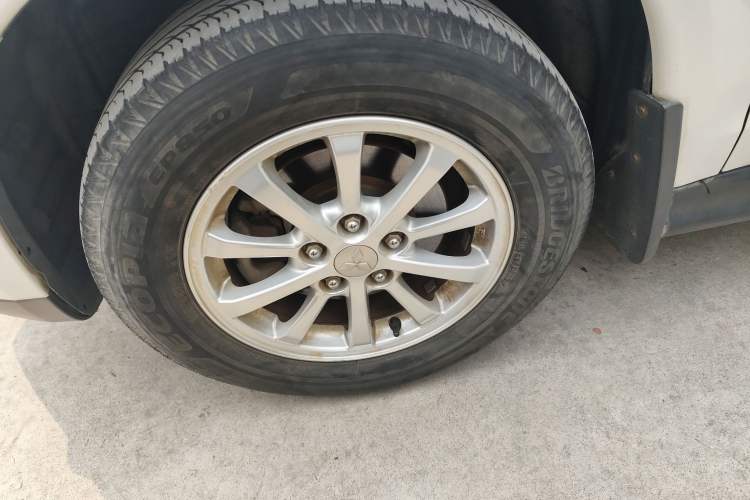 Used Mitsubishi ASX 2013 2.0L CVT Two-Wheel Drive Elite Edition