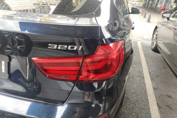 Used BMW 3 Series GT 2019 320i Sport Edition Right Rear Taillight