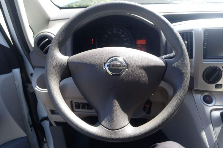 Used Nissan NV200 2018 1.6L CVT Luxury Model Steering Wheel