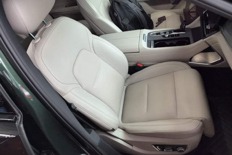 Used Lynk & Co 09 EM-P 2024 2.0TD EM-P Four-Wheel Drive ULTRA Six-Seater