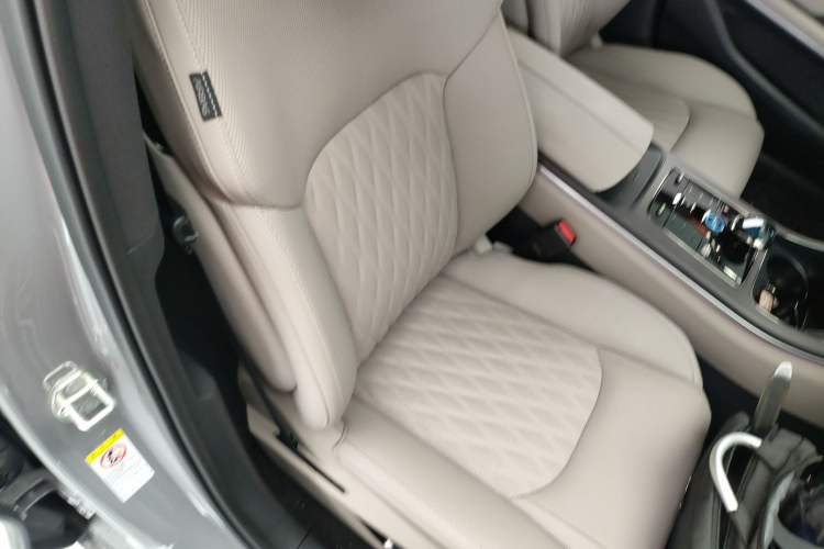 Used BYD Han 2025 DM-i 125KM LiDAR-Powered Intelligent Driving Model
