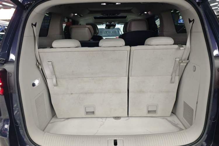 Used Roewe iMAX8 2021 400TGI Supreme Series Ultimate Edition