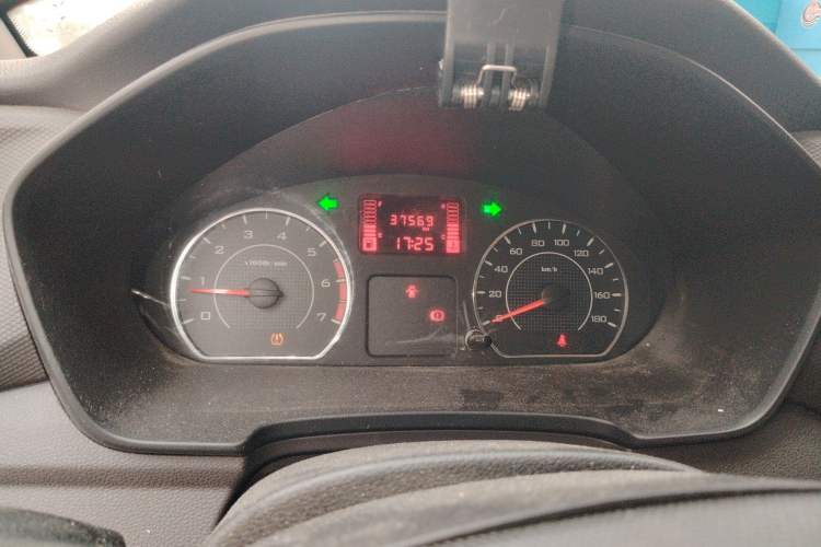 Used Wuling Hongguang V 2019 1.5L Jingqu Version China VI LAR
