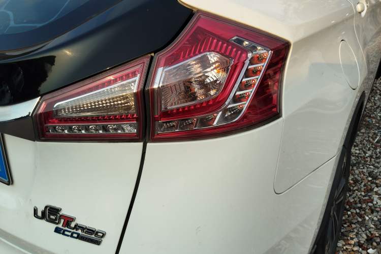 Used Luxgen U6 SUV 2015 1.8T Fashion Edition
