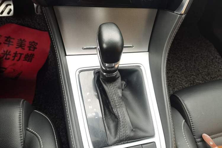 Used MG 6 2019 20T Automatic Sport Edition Gear Lever