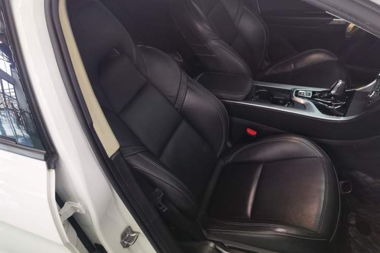 Used Lynk & Co 01 2017 2.0T Two-Wheel-Drive Version
