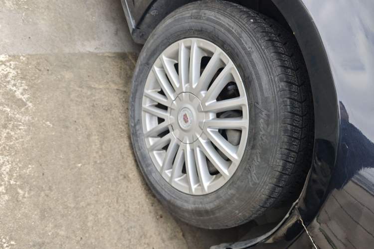 Used Cadillac SLS Seville 2011 2.0T Elite Edition Right Front Wheel Hub