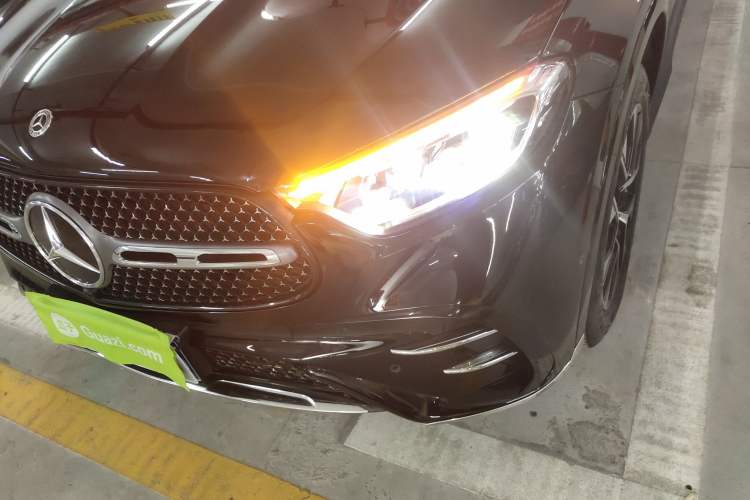 Used Mercedes-Benz GLC 2024 Facelifted GLC 260 L 4MATIC Luxury Version 5 Seats