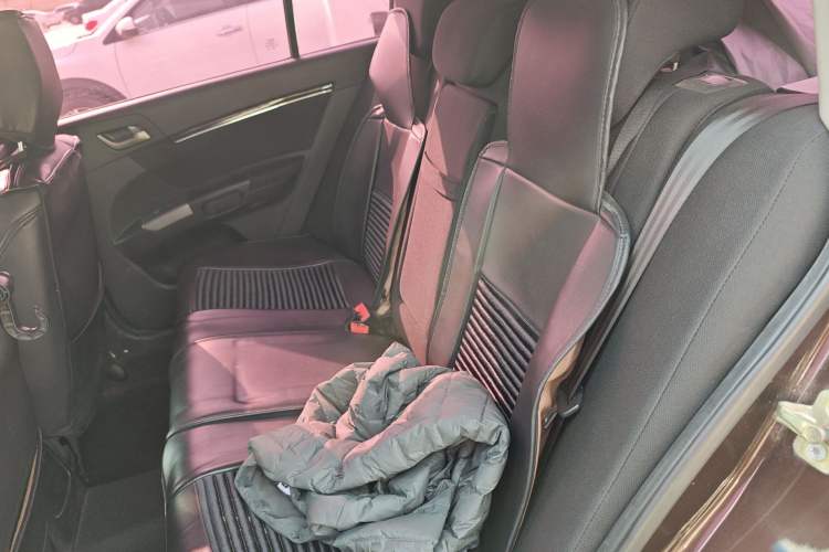 Used Geely Auto Classic Emgrand 2012 Hatchback 1.5L Manual Chao Yue Huimin Model