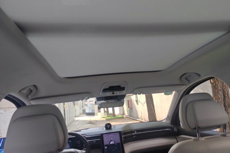 Used Nio ES8 2018 Founder Edition Headliner