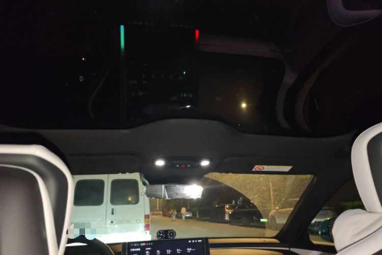 Used Xiaomi Auto SU7 2024 Four-Wheel Drive Ultra-Long Range Advanced Intelligent Driving Max Edition