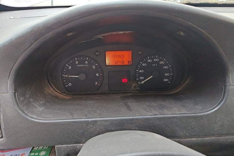 Used Wuling Rongguang 2011 1.2L Base Version