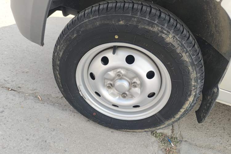 Used Wuling Zhiguang Small Truck 2020 1.2L Double Cab