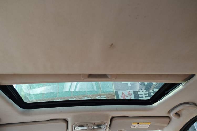 Used CHANGAN OSHAN CX70 2016 1.6L Manual Elite Model Headliner