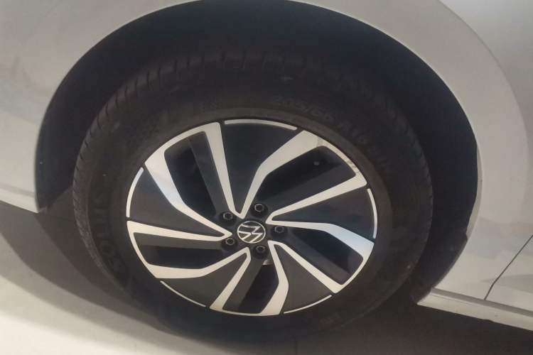 Used Volkswagen Lavida 2023 New Rui 1.5L Automatic New Yi Edition
