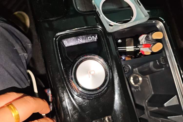 Used Haval DARGO 2022 1.5T DCT Two-Wheel Drive Border Collie Edition Gear Lever