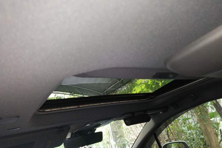 Used Toyota SIENNA 2021 2.5L Hybrid Platinum Edition
