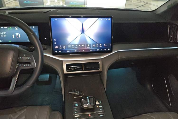 Used BYD Song L DM-i 2025 Intelligent Driving Version 112 km Beyond-Range Type