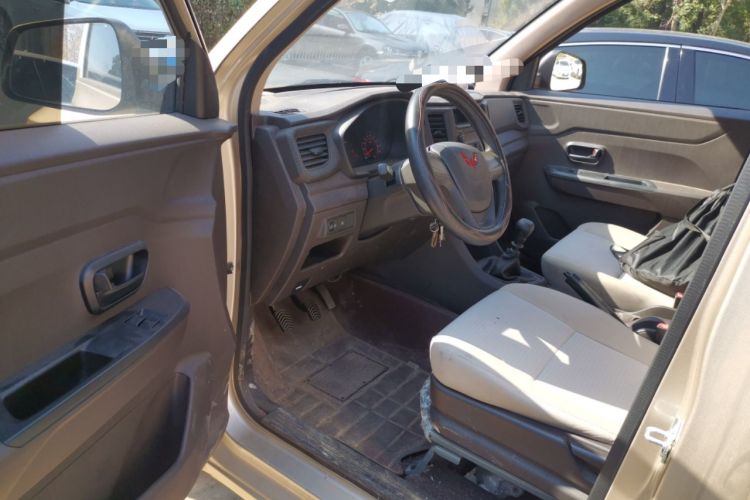 Used Wuling Hongguang V 2021 1.5L Jingqu Version LAR
