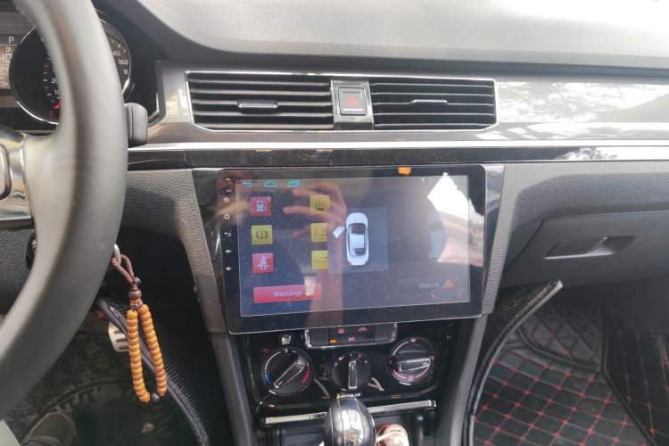 Used Volkswagen C-TREK 2018 1.5L Automatic Comfort Model Audio And AC Panel