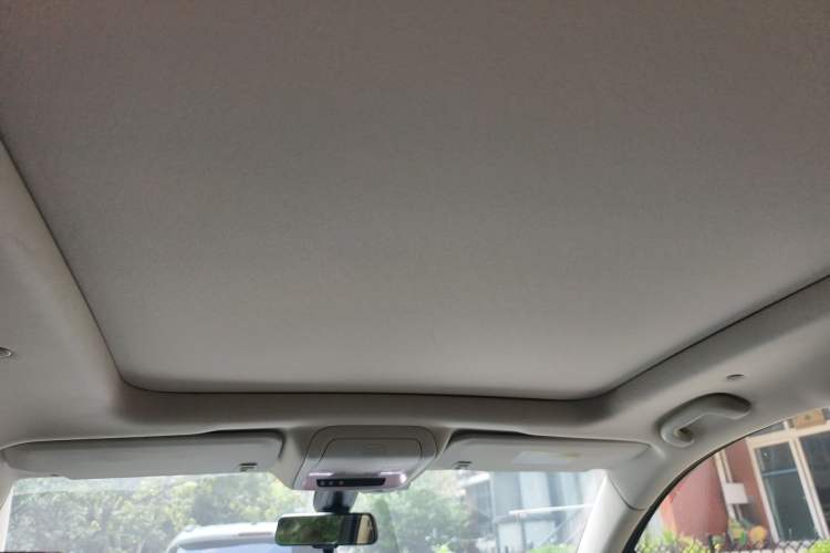 Used Cadillac XT5 2018 28T Four-Wheel Drive Luxury Model
