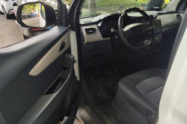 Used SAIC MAXUS EV30 2021 Pure Electric Smart Logistics Expert with Long Wheelbase—CATL
