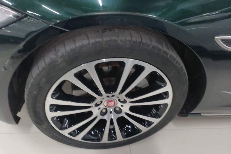 Used Jaguar XFL 2024 2.0T P250 Two-Wheel Drive Prestige Luxury Edition