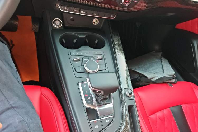 Used Audi A4L 2018 30th Anniversary Edition 40 TFSI Trendy Model