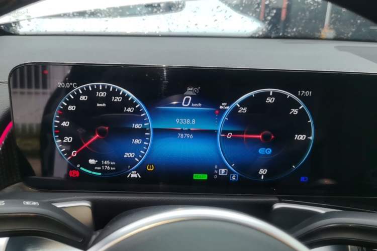 Used Mercedes-Benz EQB 2023 Facelift EQB 260 Instrument Cluster