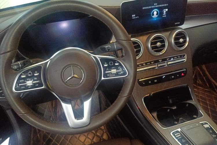 Used Mercedes-Benz GLC 2021 GLC 260 L 4MATIC Luxury Model Gear Lever