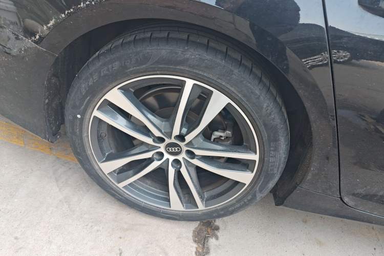Used Audi A6L 2023 40 TFSI Luxury Dynamic Model

